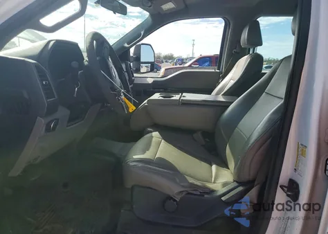 2017 Ford F250 Super Duty из США, поврежденный, VIN 1FT7W2A69HEC15984